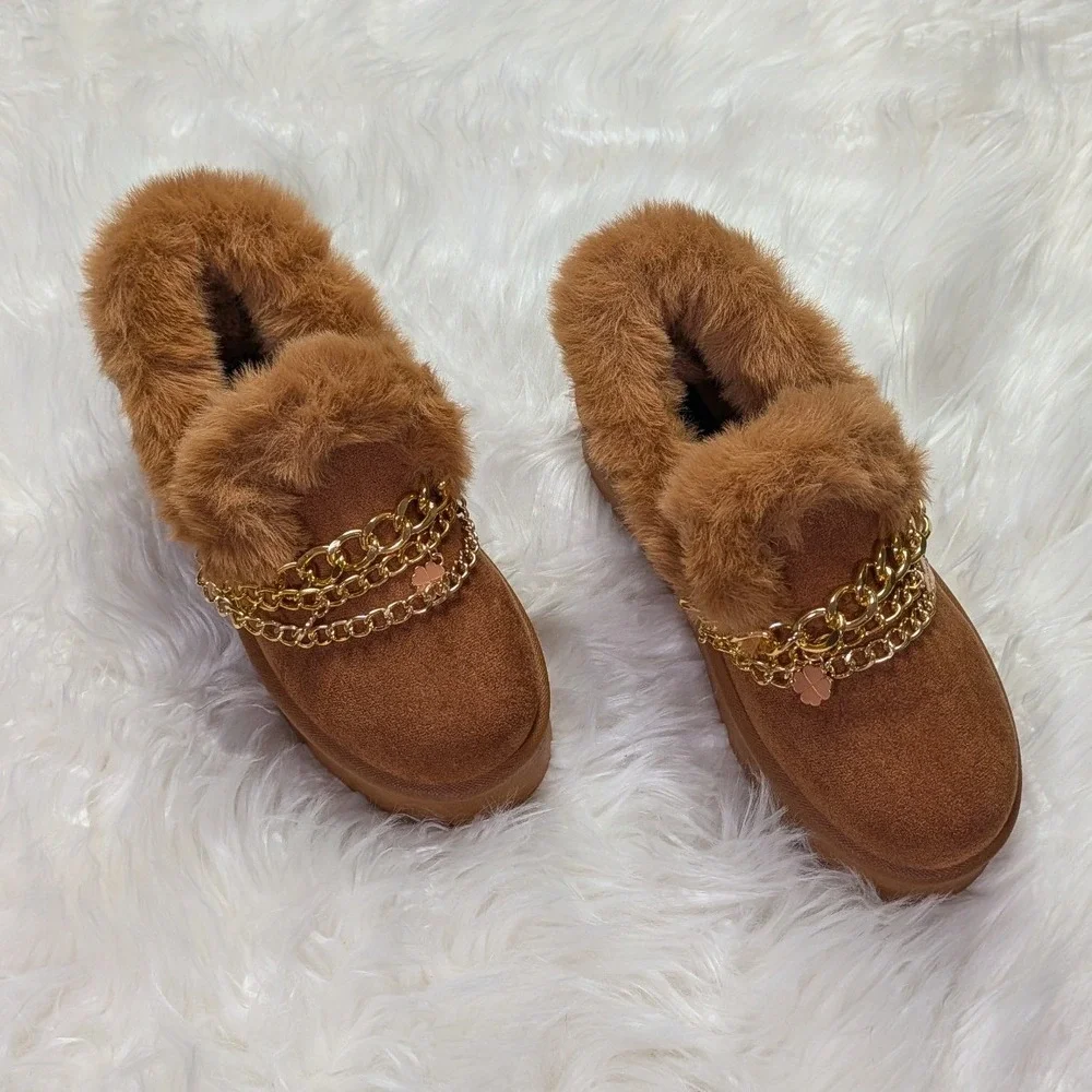 NWT Platform Faux Fur Suede Mini‎ Booties Chestnut Brown with Gold Charms Size 6